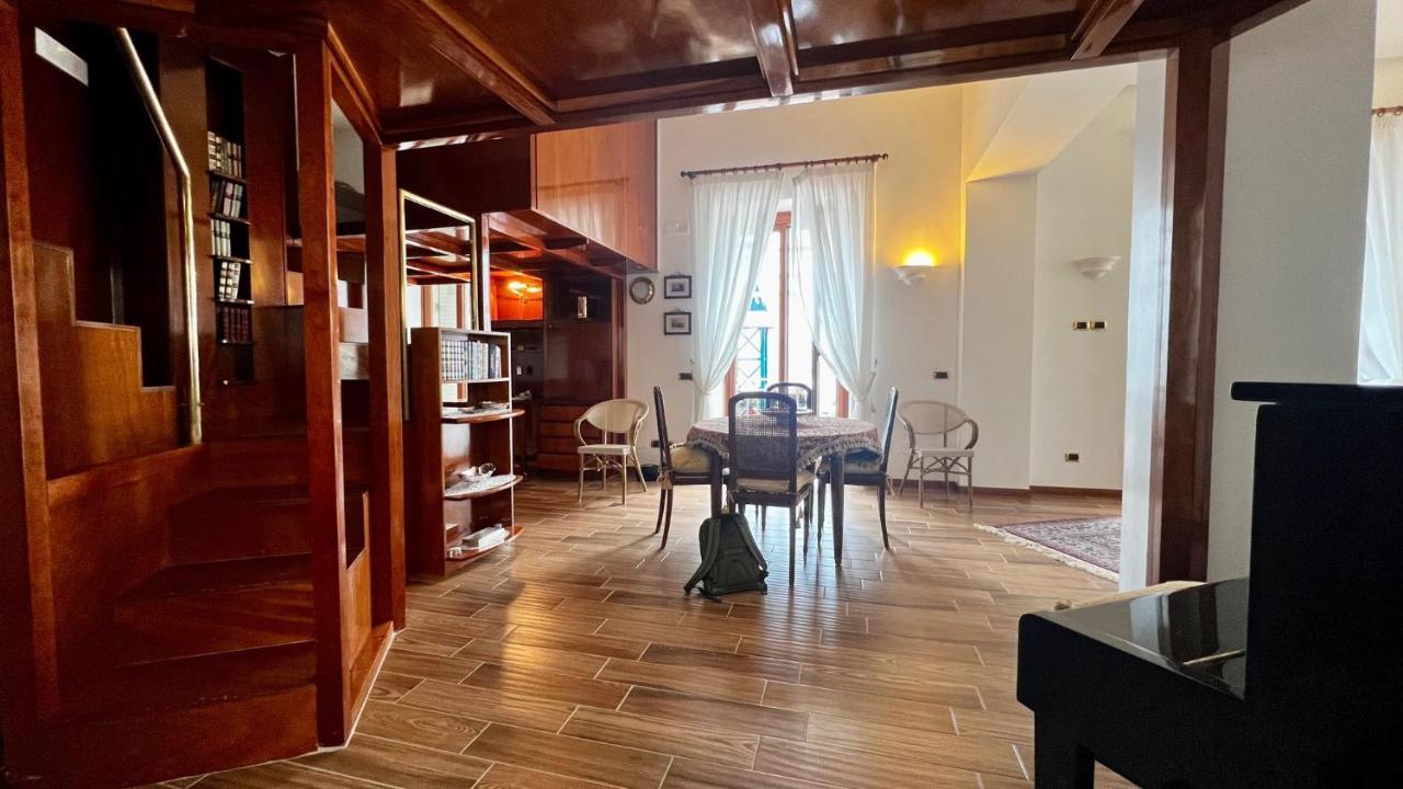 Residenza Borgo Marinaro Apartment Napoli Bagian luar foto